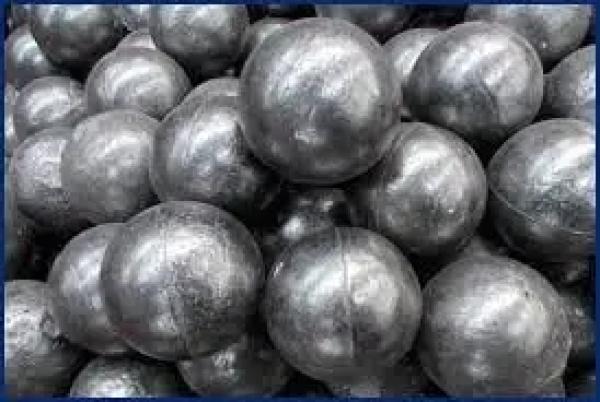 BOLAS DE HIERRO