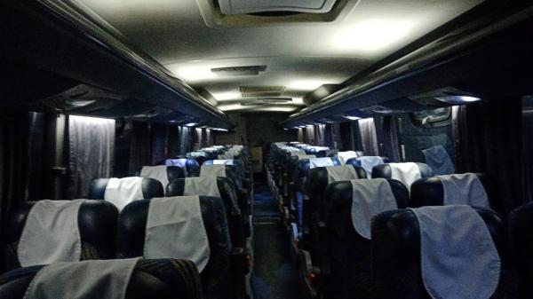 SE ARRIENDAN BUSES 
