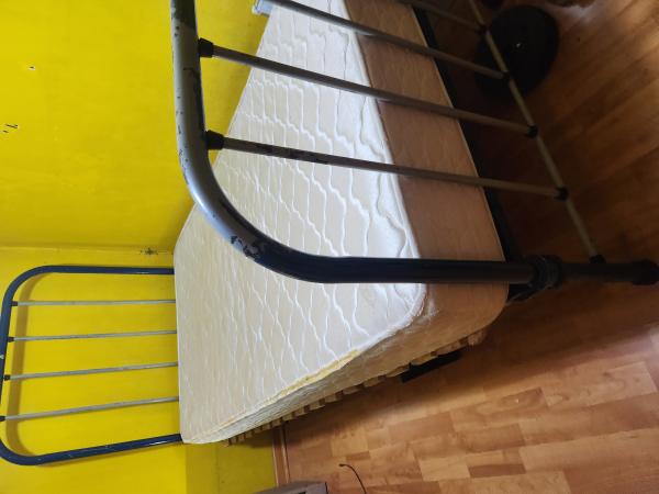 CAMA 1,5 PLAZA DE FIERRO 