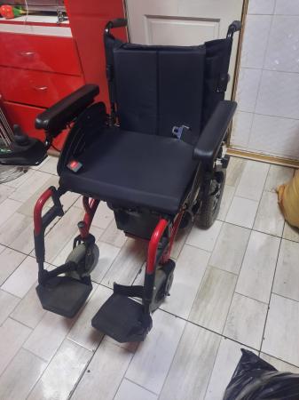 SILLA DE RUEDAS ELÉCTRICA