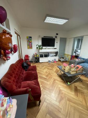 ARRIENDO DEPARTAMENTO EN HUÉRFANOS (STGO.CENTRO). 