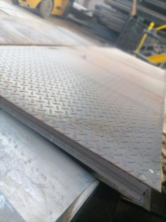 PLANCHA HIERRO DIAMANTADO