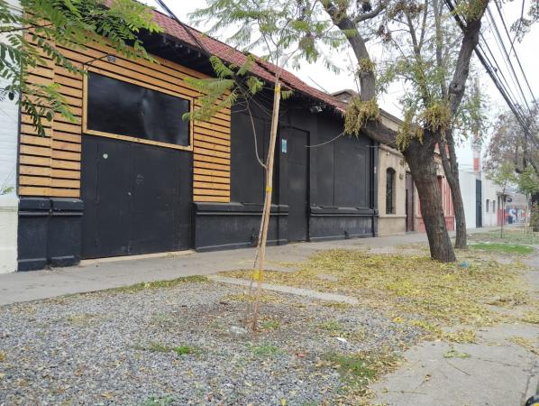 LOCAL COMERCIAL EN ARRIENDO EN SANTIAGO CENTRO 