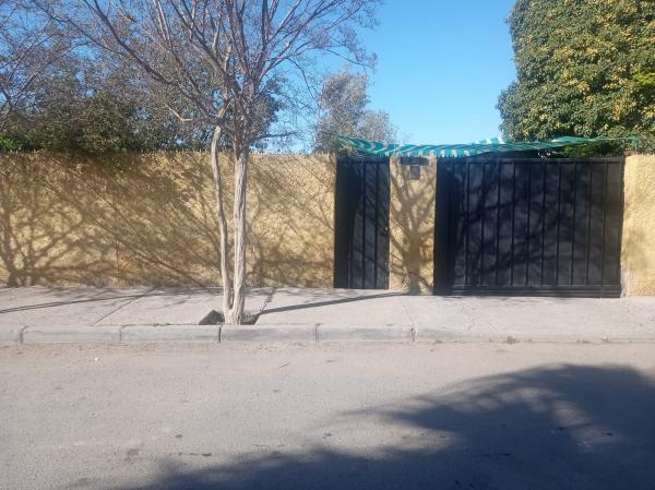 SE VENDEN DOS CASAS EN SAN BERNARDO.