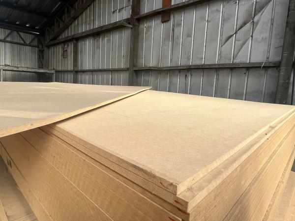 PLANCHAS DE MDF 12 MM 