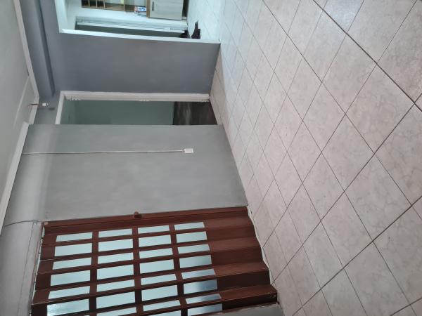 SE ARRIENDA DEPARTAMENTO INTERIOR