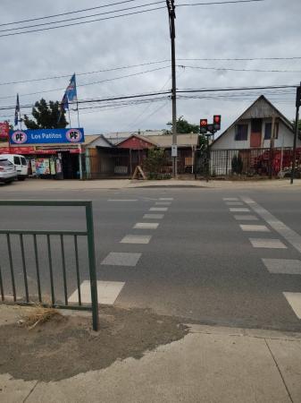 SE VENDE NEGOCIO MÁS CASA