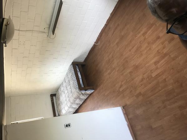 ARRIENDO 2 PIEZAS