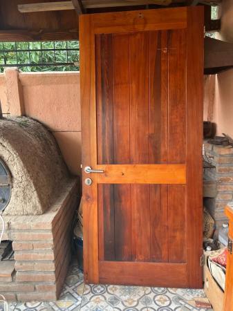 PUERTA EXTERIOR 