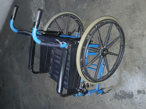 SILLA DE RUEDAS Y ANDADOR