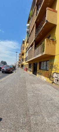 CÉNTRICO DEPARTAMENTO, MUY BUENA UBICACIÓN 