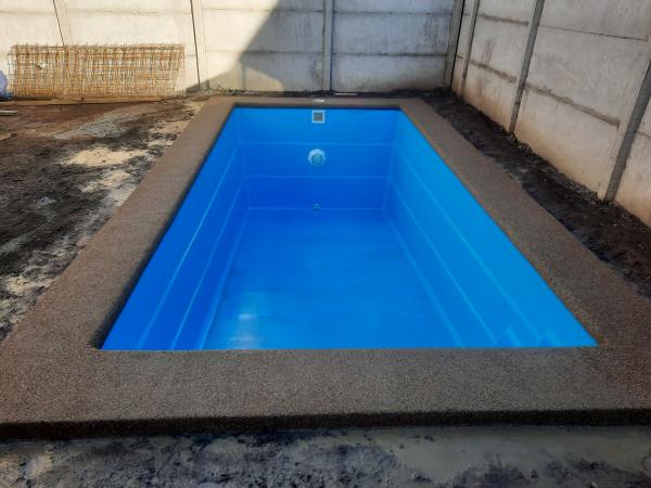 SERVICIOS GENERALES DE PISCINAS