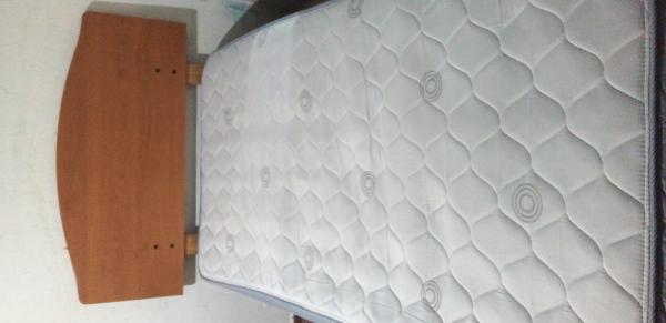 CAMA DE UNA PLAZA CON COLCHÓN