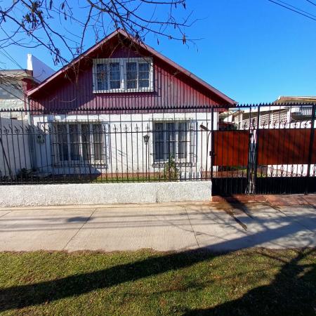 LINDA CASA EN BARRIO RESIDENCIAL 19 1/2 GRAN AV.
