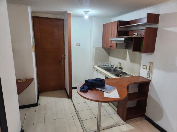 ARRIENDO DEPARTAMENTO METRO SANTA ANA