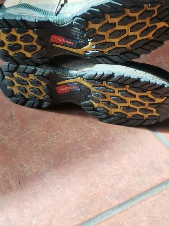 ZAPATOS DE SEGURIDAD USADO CASI NUEVO 