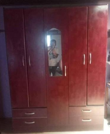 MUEBLES EN BUEN ESTADO 