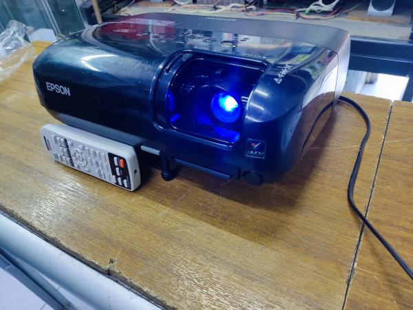 SERVICIO TECNICO PROYECTORES