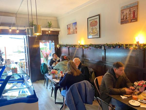 VENTA LLAVE EN MANO CAFETERÍA