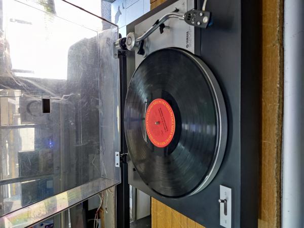 TORNAMESA YAMAHA CONDICIONES IMPECABLES