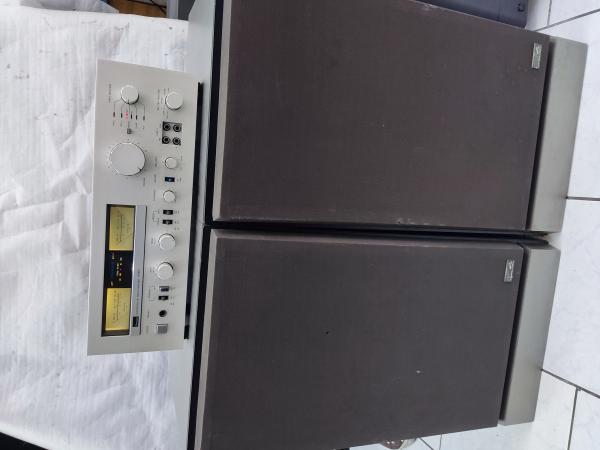 AMPLIFICADOR SANSUI  MAS CAJAS DE AUDIO