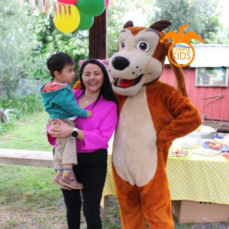 PERRO CHOCOLO SALVARÁ TU FIESTA CON SUS AVENTURAS