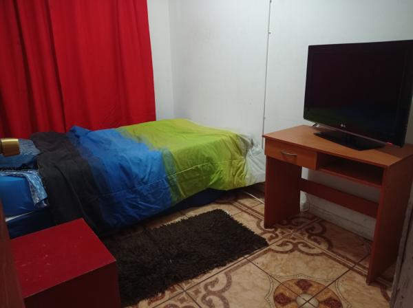 ARRIENDO PIEZA 