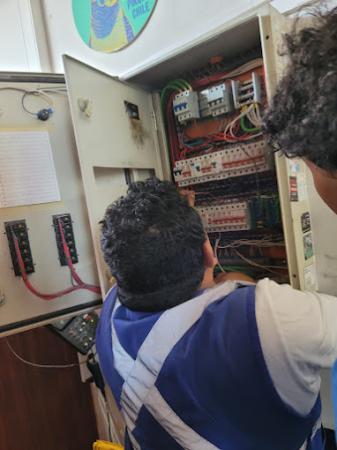 EMERGENCIA ELECTRICAS 24 HORAS, SEC