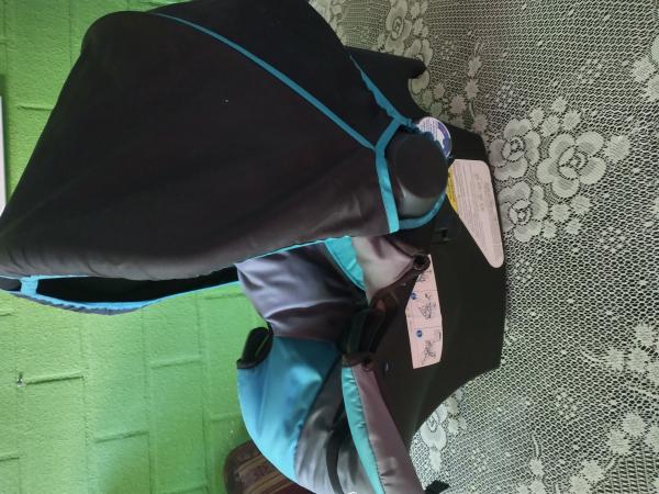 VENDO COCHE Y SILLA DE AUTO
