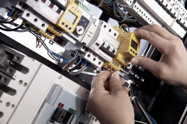 INSTALACIONES ELECTRICAS