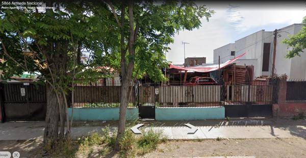 VENDO CASA PARA REPARAR O DEMOLER