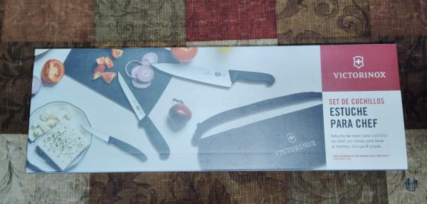 SET DE CUCHILLOS PARA CHEF, 8 PIEZAS VICTORINOX