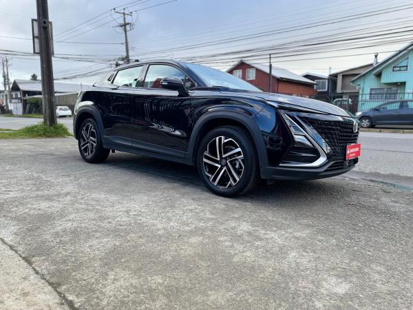 CHANGAN UNI T TURBO SEMI NUEVO