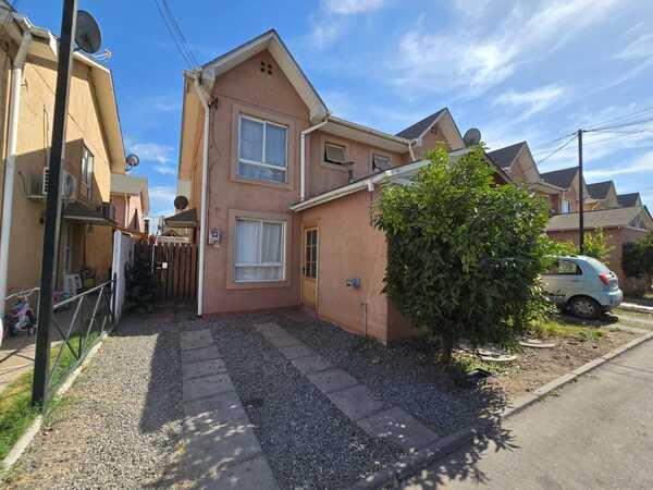 SE VENDE CASA EN CONDOMINIO EN TALAGANTE