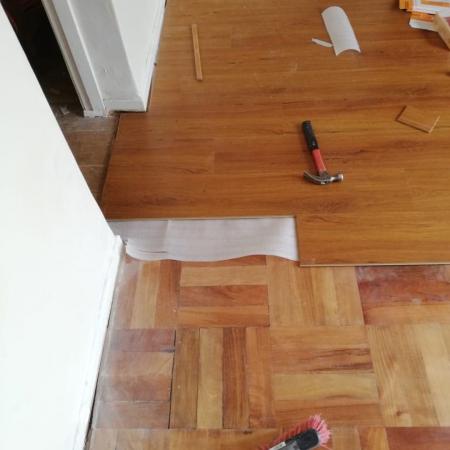 INSTALADOR DE PISOS VINILICOS EN CON CON