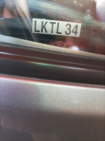 GRABADO DE PATENTES EN VIDRIO CON ÁCIDO 