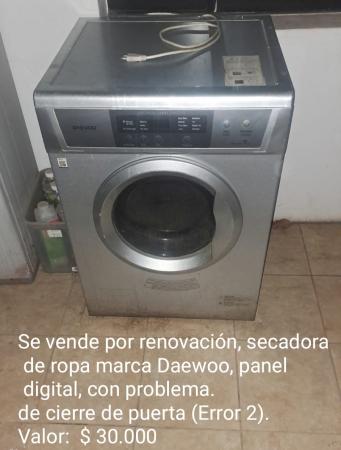 VENDO SECADORA DAEWOO USADA ERROR E2