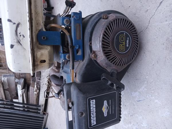 MOTOR BRIGGS & STRATTON 6 HP USADO