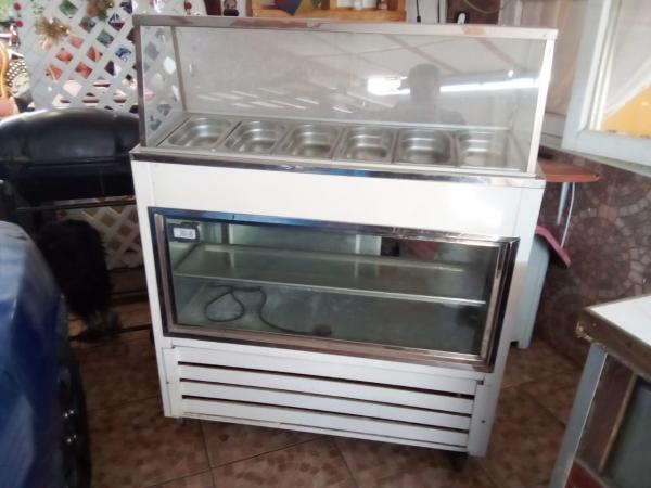 SALSERA CON 6 TACHOS 