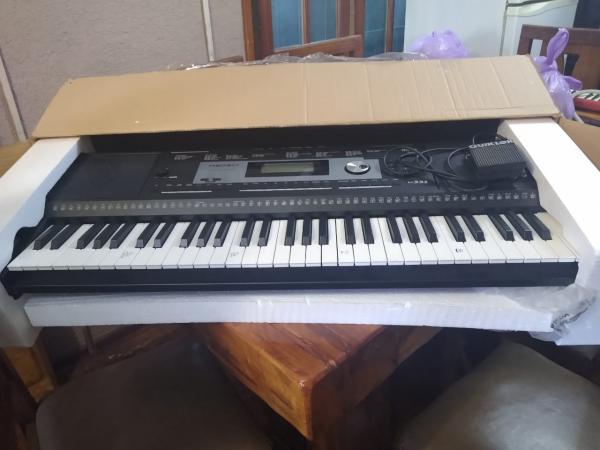 VENDO  TECLADO