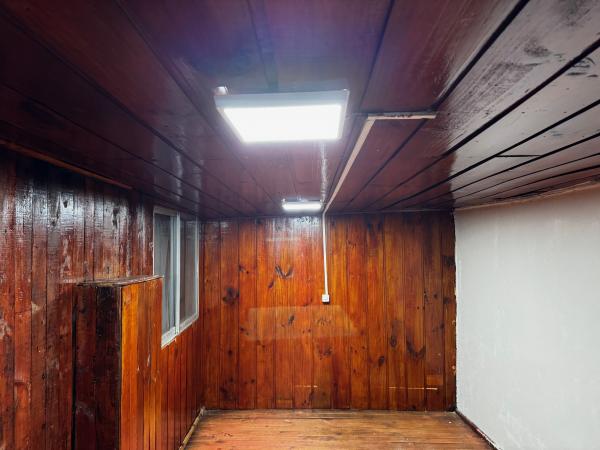 CASA INTERIOR NO AMOBLADA