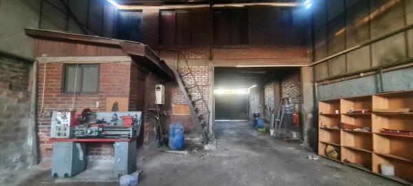 SE VENDE LOCAL COMERCIAL