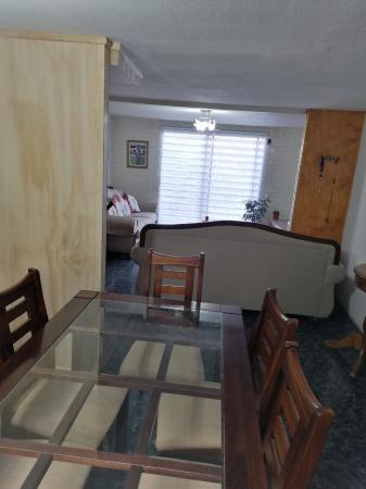 SE VENDE CASA 2 PISOS