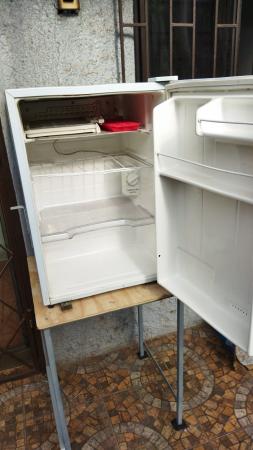 REFRIGERADOR CON BASE 