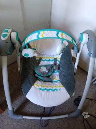 MECEDORA INFANTI SWING VERDE