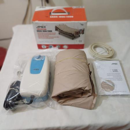 COLCHÓN ANTIESCARAS CON COMPRESOR APEX 