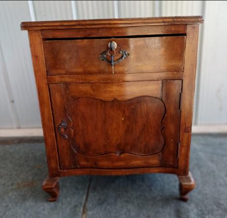 VELADOR NORMANDO MADERA NATIVA 61.5 CM 