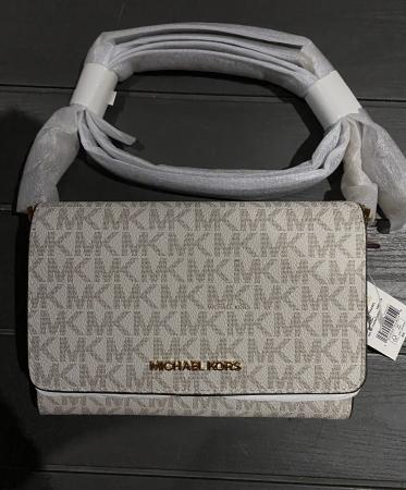 CARTERA MICHAEL KORS JET SET TRAVEL MF PHONE XBODY