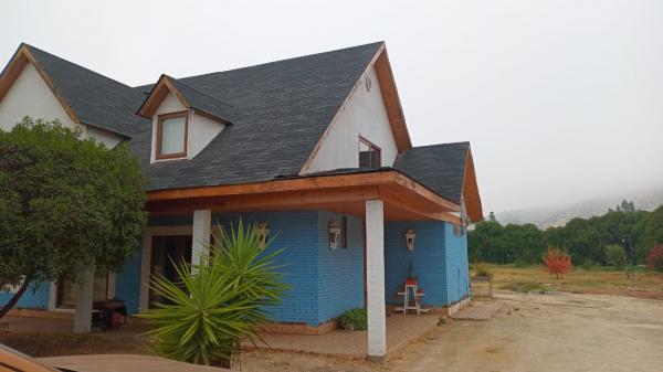 CASA CONSTRUIDA EN PARCELA