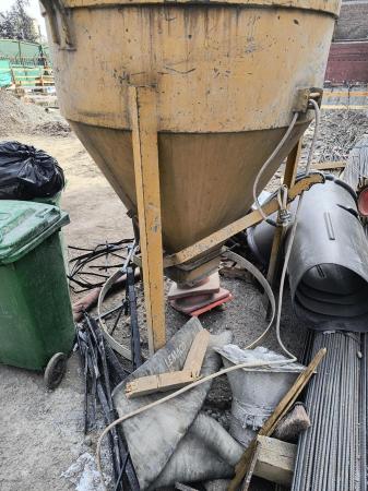 CAPACHO HORMIGÓN 750 USADO EN OBRA